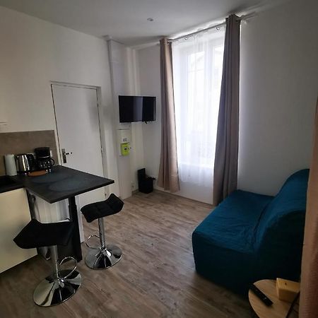 Studio Meuble Rez-De-Chaussee Vichy Eksteriør billede